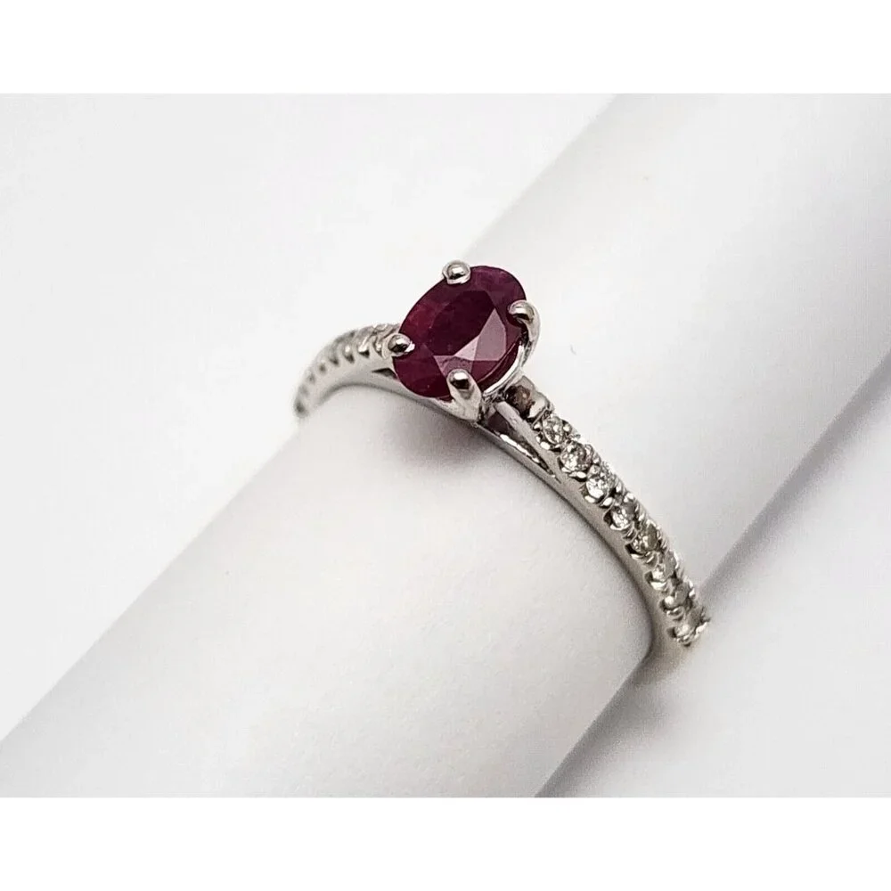 Beautiful 14K Karat Solid White Gold Designer Oval Ruby & Diamond Ring - Size 7